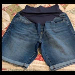 Old Navy Maternity Bermuda Style Jean Shorts